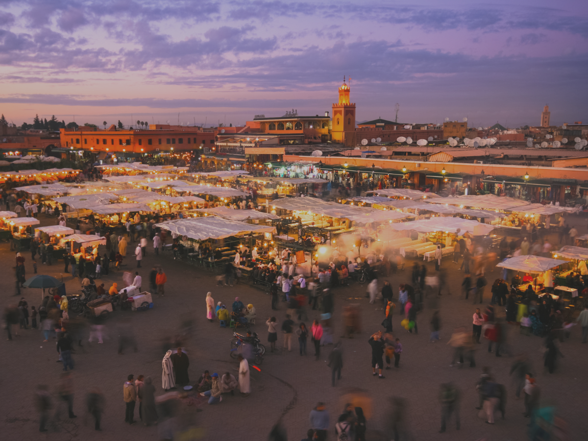 Car rental in Marrakech near Menara airport and luxury hotels